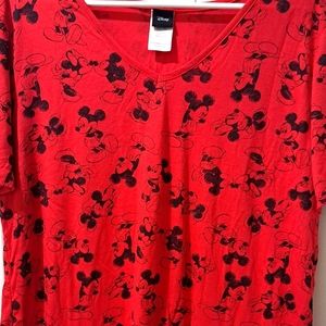 Mickey Mouse 2XL tshirt